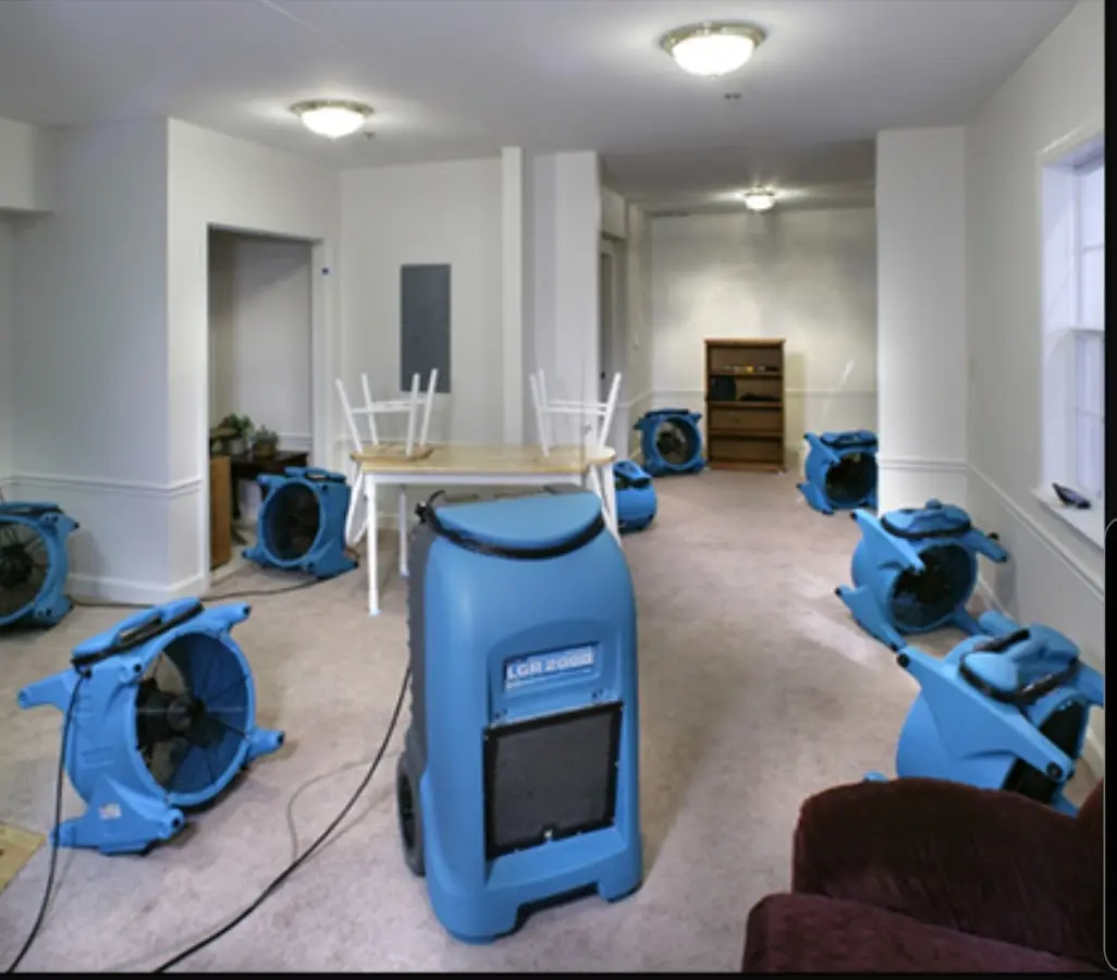 Air movers and dehumidifier setup for Water Extraction & Removal in Glasgow Village